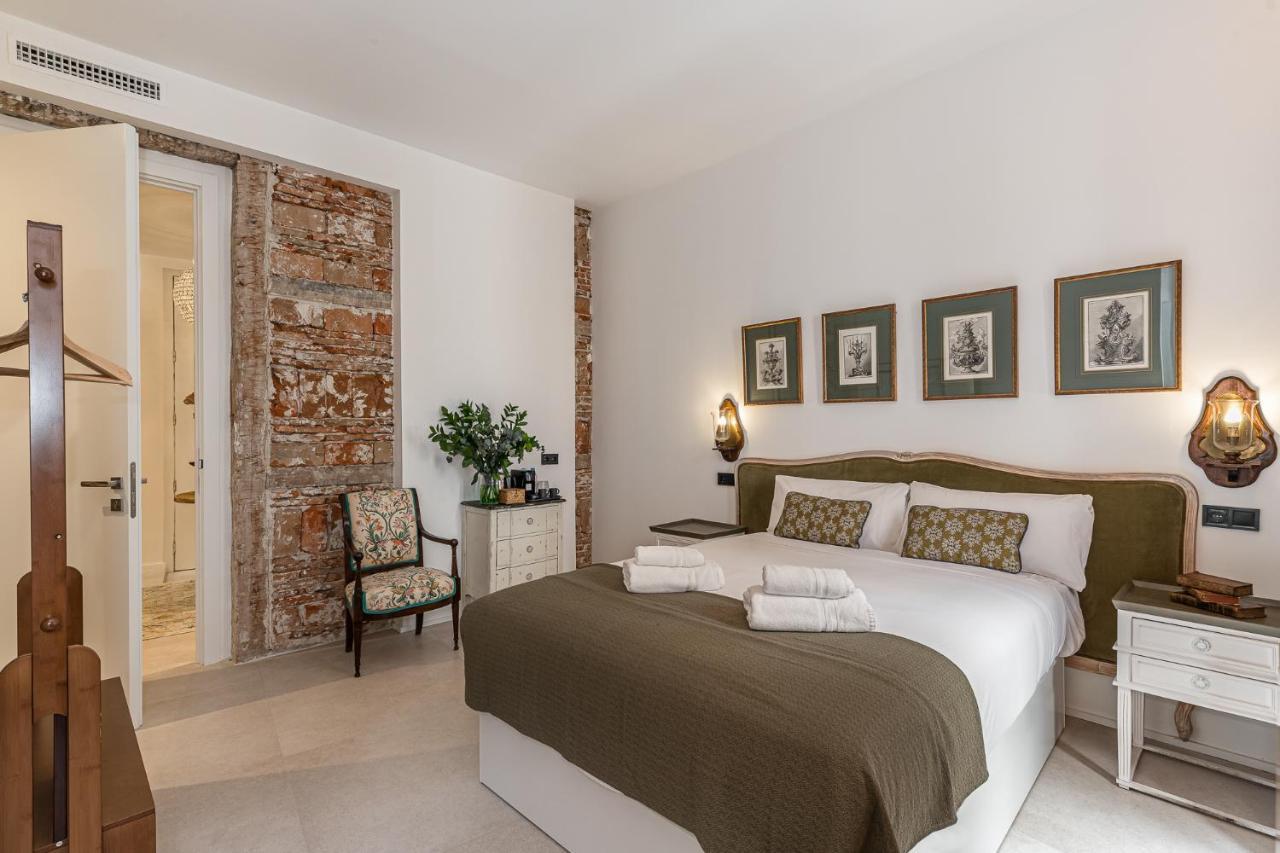 Queens House Chueca Madri Exterior foto